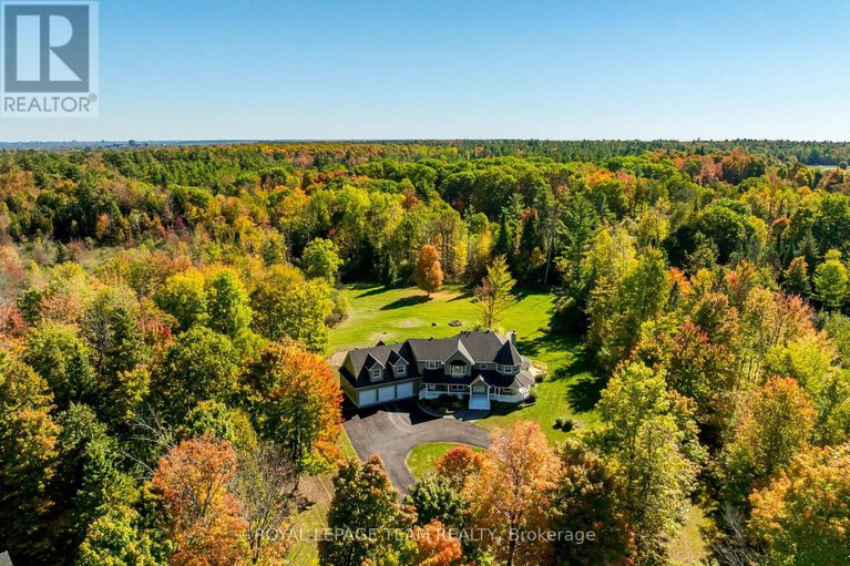 28939850/38-marchvale-drive/rural-kanata-central/ottawa/ontario/K2W1C2_1