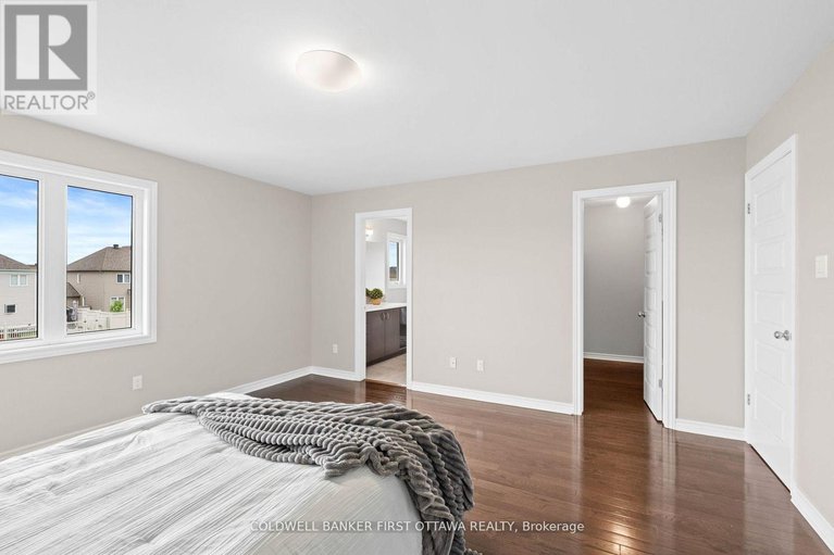 28518556/2459-esprit-drive/avalon-east/ottawa/ontario/K4A0S3_20