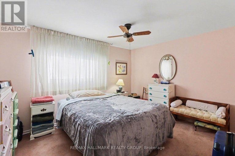 29352871/232-kennedy-lane-w/bilberry-creekqueenswood-heights/ottawa/ontario/K1E1G7_13