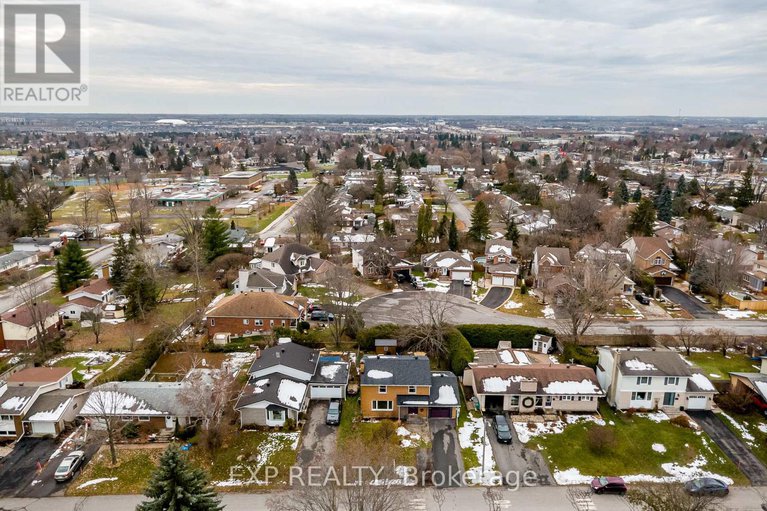 29137986/130-banning-road/glencairnhazeldean/ottawa/ontario/K2L1C4_38