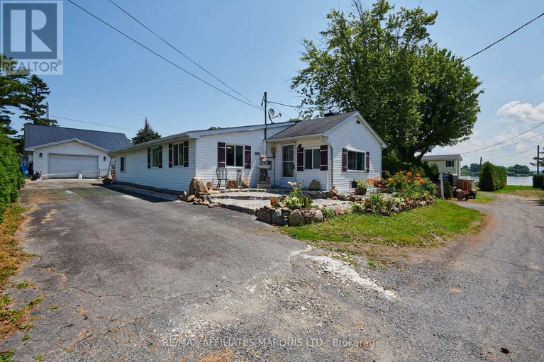 28593568/6923-salem-lane/south-glengarry-charlottenburgh-twp/south-glengarry/ontario/K6H5R5_1