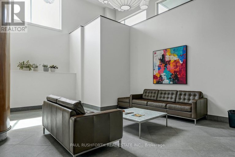 28386159/813-7-marquette-avenue/vanier/ottawa/ontario/K1L8A7_20
