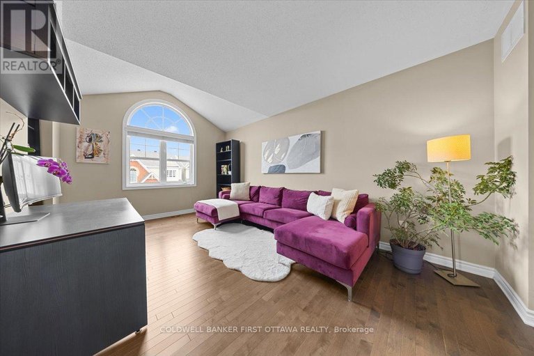 29689822/213-rue-des-soldats-riendeau-street/half-moon-bay/ottawa/ontario/K2J5Z4_24