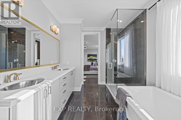 29104244/2504-half-moon-bay-road/half-moon-bay/ottawa/ontario/K2J6K6_12