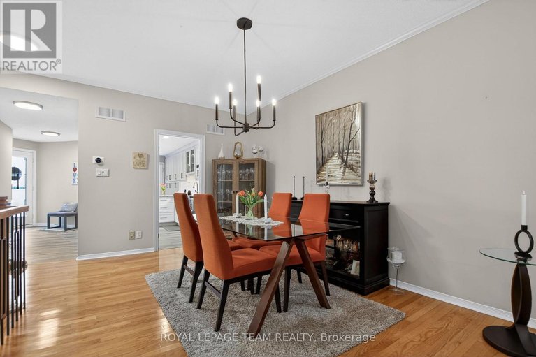 29466819/20-river-oaks-court/stittsville-central/ottawa/ontario/K2S1L3_13