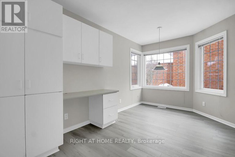 29256268/17-38-kettering/hunt-clubwestern-community/ottawa/ontario/K1V0X8_17