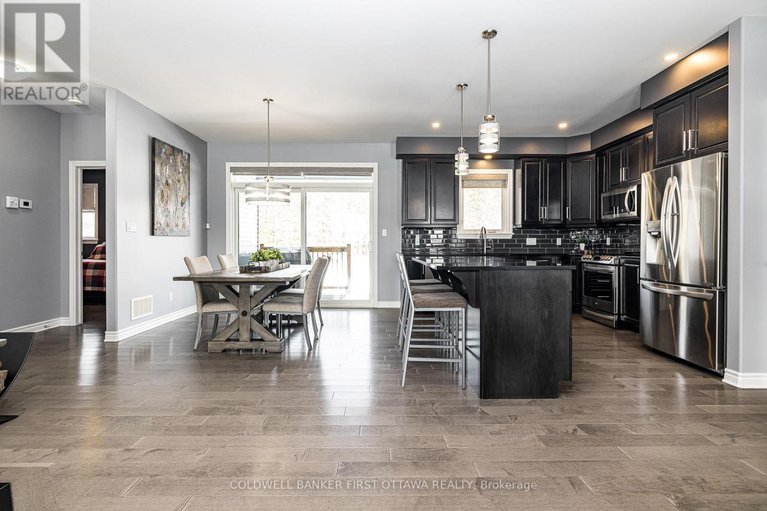 29400692/120-stirling-crescent/north-grenville-twp-kemptville-east/north-grenville/ontario/K0G1J0_11