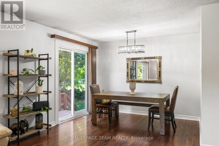 29023588/6521-jack-pine-crescent/greely/ottawa/ontario/K4P1E1_10