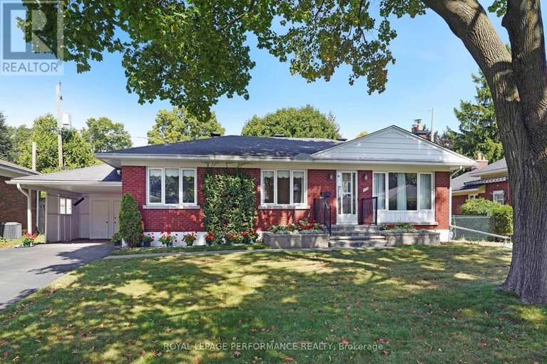 28864113/773-fairdale-avenue/elmvale-acres/ottawa/ontario/K1G1X6_1