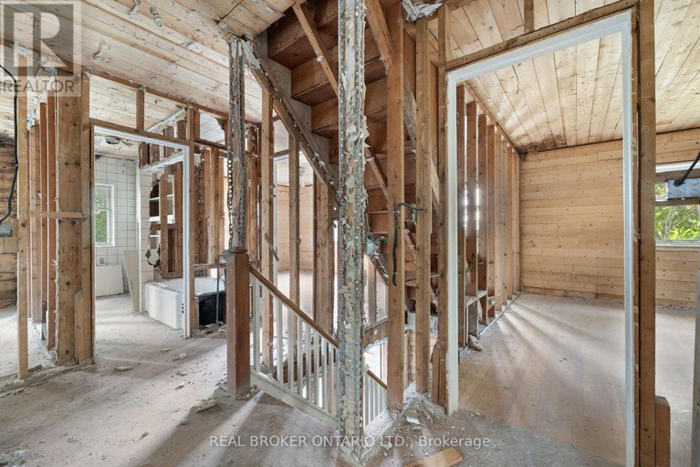 29202804/2099-county-20-road/north-grenville-twp-kemptville-south/north-grenville/ontario/K0G1T0_18