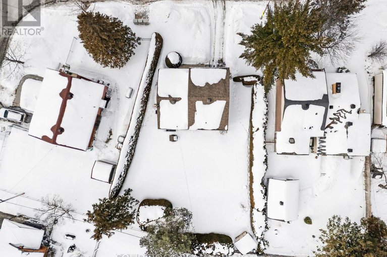 29399475/990-harkness-avenue/riverside-park/ottawa/ontario/K1V6P2_32