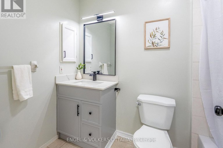28241541/34-baton-court/katimavik/ottawa/ontario/K2L4C8_21