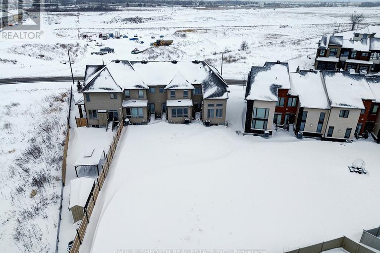 29438101/4958-abbott-street-e/emerald-meadowstrailwest/ottawa/ontario/K2V0M6_31