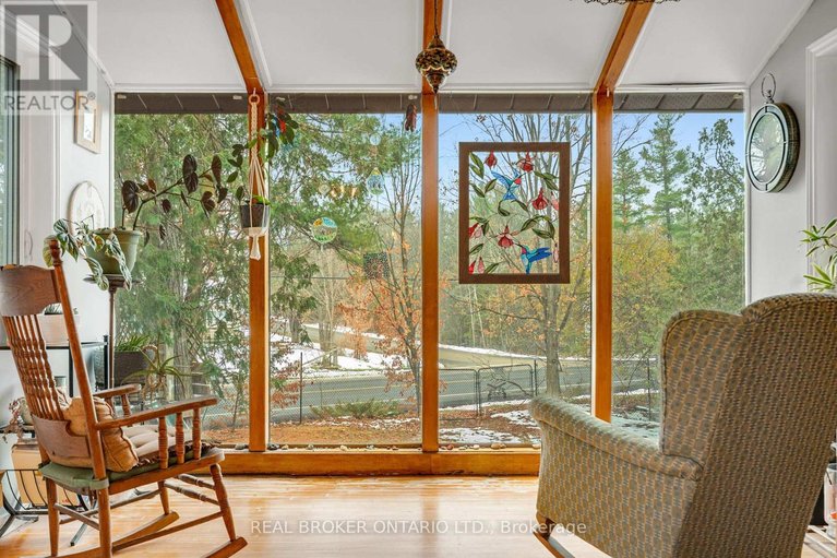 29461292/1-woodland-drive/mcnabbraeside-twps/mcnabbraeside/ontario/K0A1G0_28