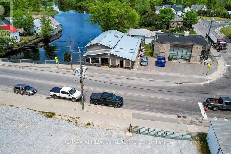 28432500/45-george-street/lanark-highlands-lanark-village/lanark-highlands/ontario/K0G1K0_3