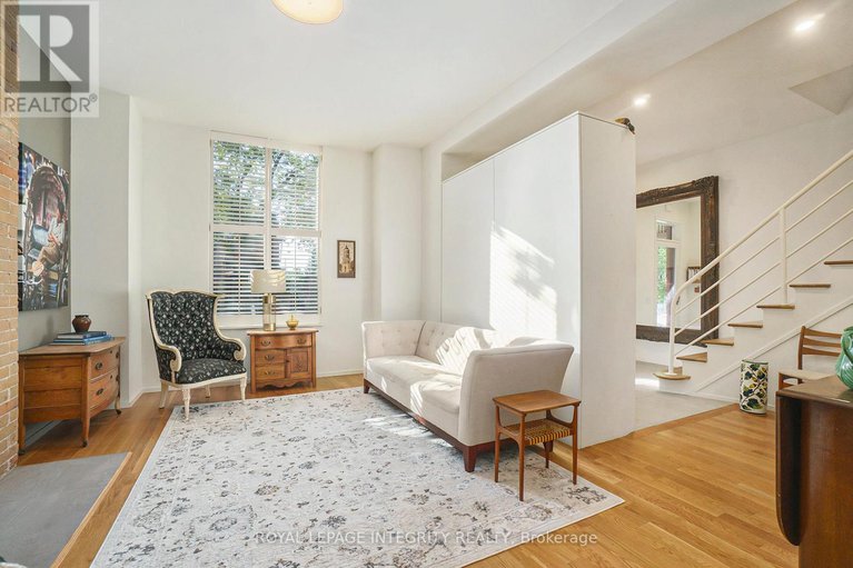 28914148/45-mcleod-street/ottawa-centregolden-triangle/ottawa/ontario/K2P0Z4_20