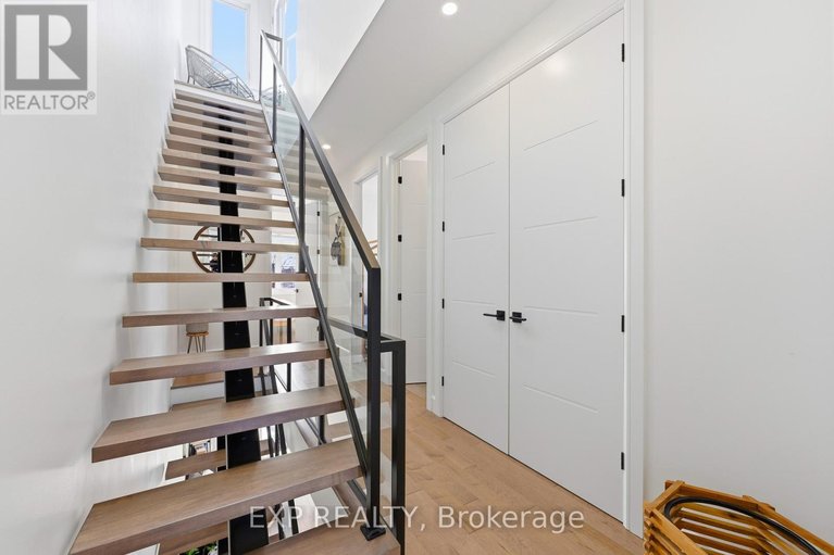 29677921/158-marier-avenue/vanier/ottawa/ontario/K1L5S1_22