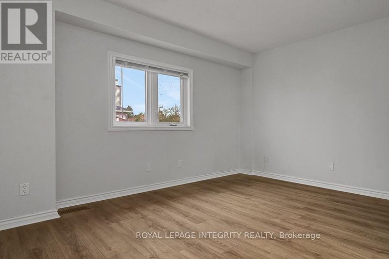 29602828/1563-thurlow-street/fallingbrookridgemount/ottawa/ontario/K4A2K6_12