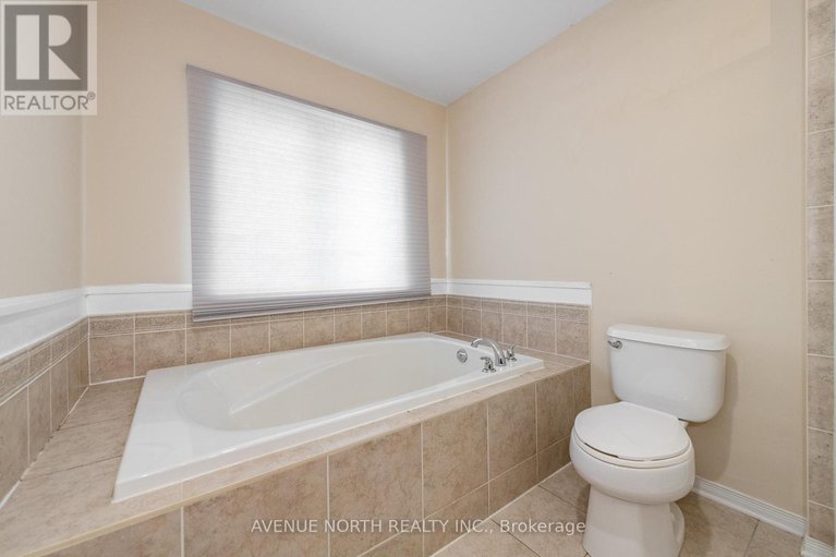 29105316/361-royal-fern-way/riverside-southgloucester-glen/ottawa/ontario/K1V2K6_29