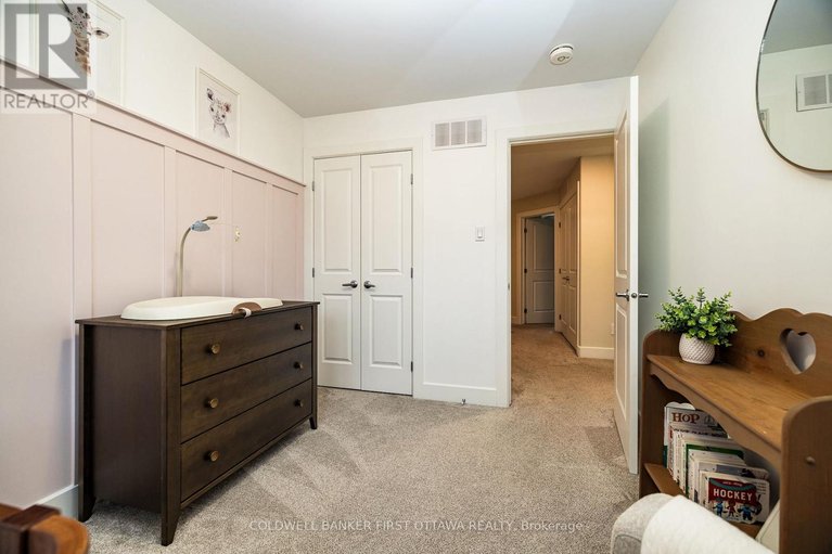 29499389/211-purchase-crescent/stittsville-south/ottawa/ontario/K2S2L8_38