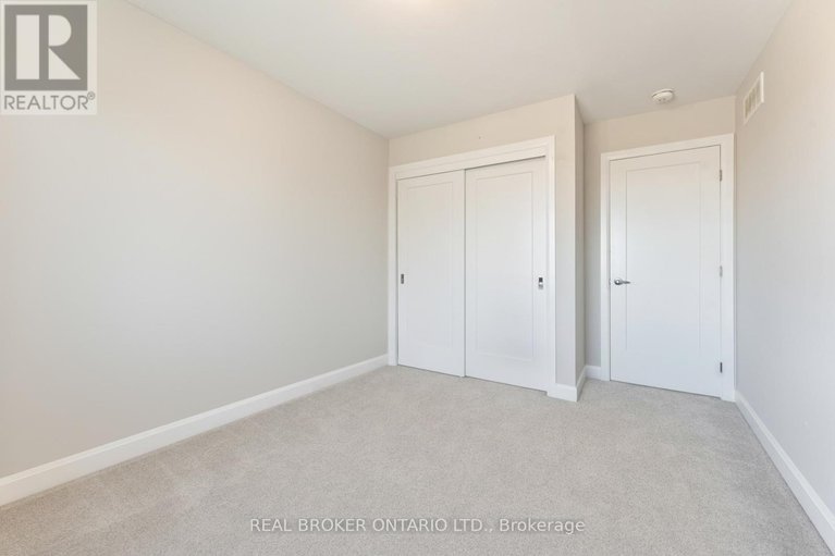 29037863/675-taliesin-crescent/remainder-of-stittsville-area/ottawa/ontario/K2S2W5_39