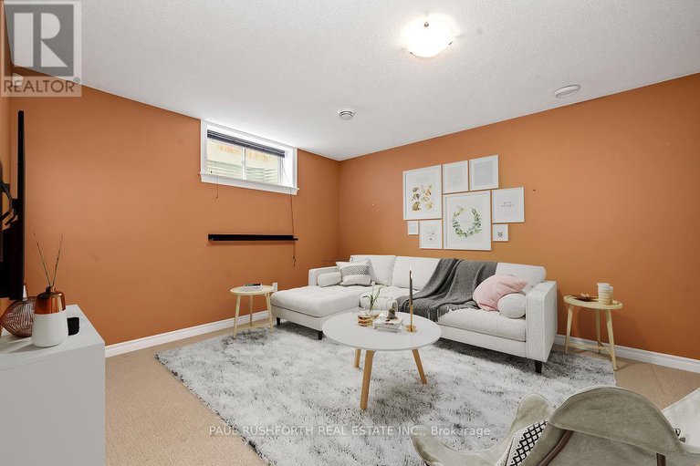 29306018/129-tradewinds-crescent/north-grenville-twp-kemptville-south/north-grenville/ontario/K0G1J0_21