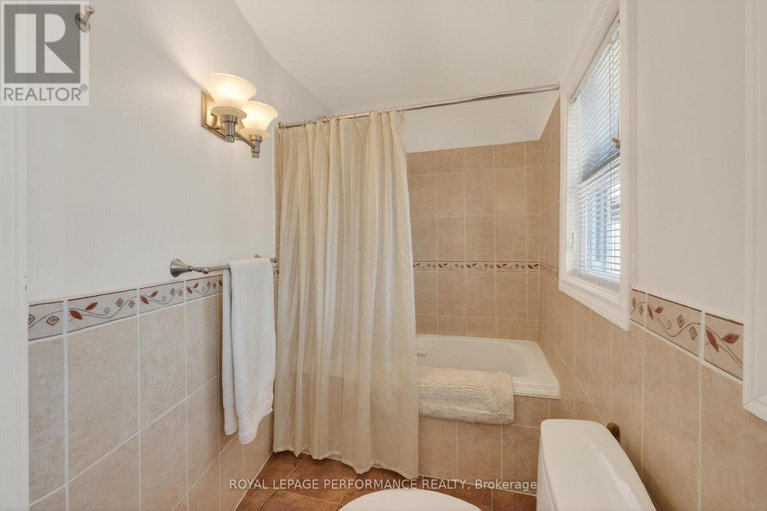 29441428/235-cowley-avenue/ottawa-westtunneys-pasture/ottawa/ontario/K1Y0H2_19