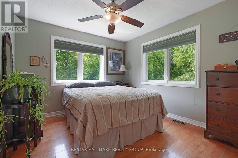 28430481/184-old-pakenham-road/fitzroy/ottawa/ontario/K0A1X0_20