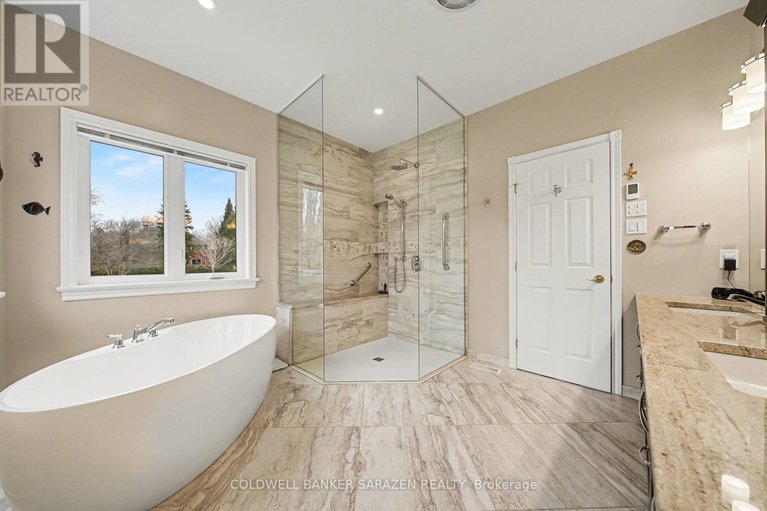 29557557/1334-scharfgate-drive/manotick-village-manotick-estates/ottawa/ontario/K4M1C3_13