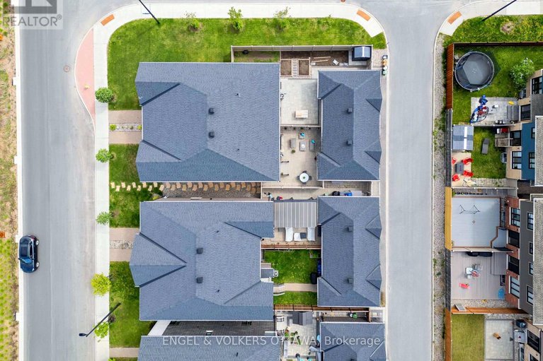 28377095/624-mikinak-road/cfb-rockcliffe-and-area/ottawa/ontario/K1K3X7_47