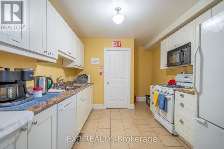 28578416/431-gilmour-street/ottawa-centre/ottawa/ontario/K2P0R5_12