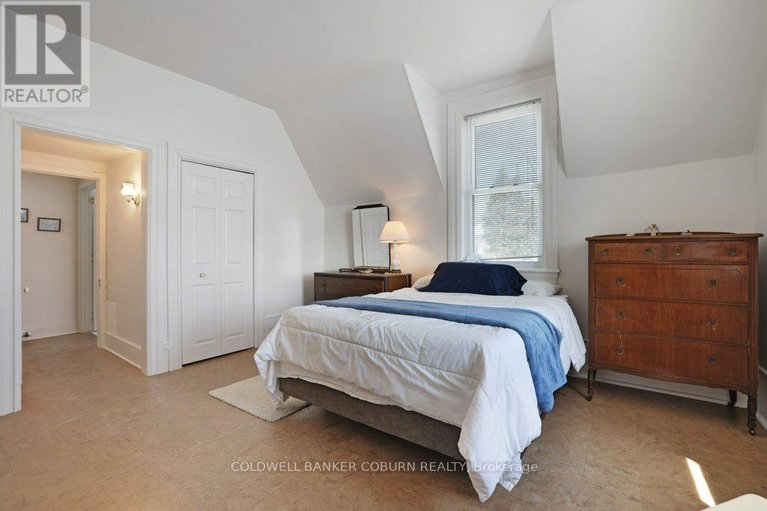 29456139/81-lakeshore-drive/morrisburg/south-dundas/ontario/K0C1X0_23