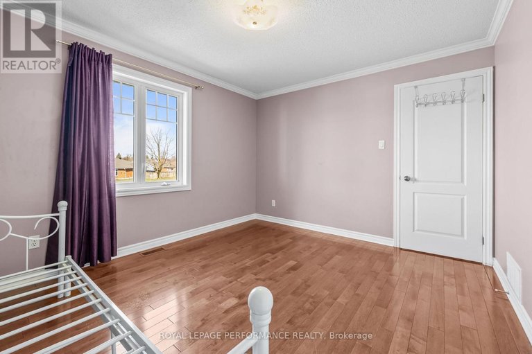 29638186/54-lapointe-boulevard/embrun/russell/ontario/K0A1W0_34