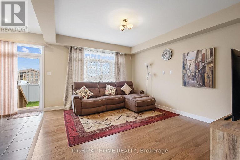 28548075/935-embankment-street/stittsville-south/ottawa/ontario/K2S2P7_13
