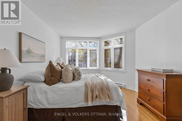 29002096/206-205-somerset-street-w/ottawa-centre/ottawa/ontario/K2P0J1_25