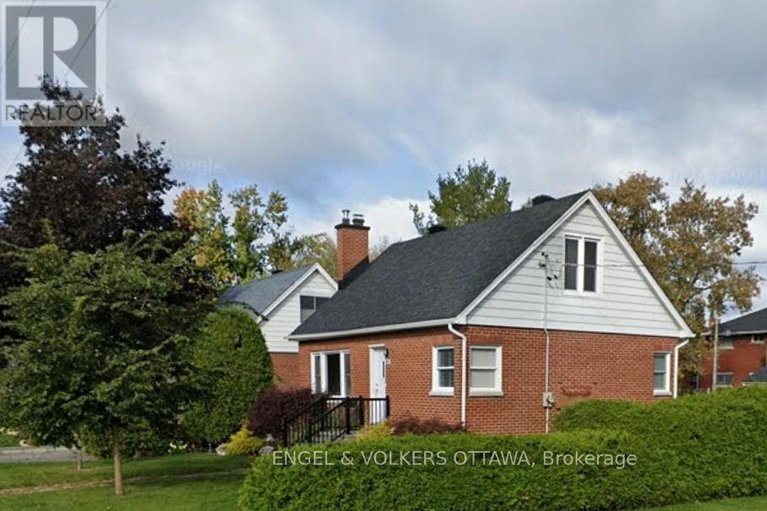 29397615/1235-erie-avenue/ridgemont/ottawa/ontario/K1V6G5_40