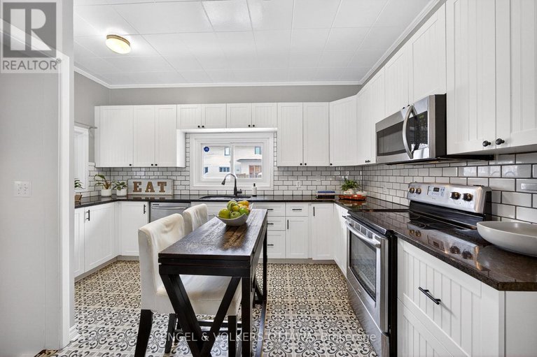 29378489/27-king-george-street/overbrook/ottawa/ontario/K1K1V6_15