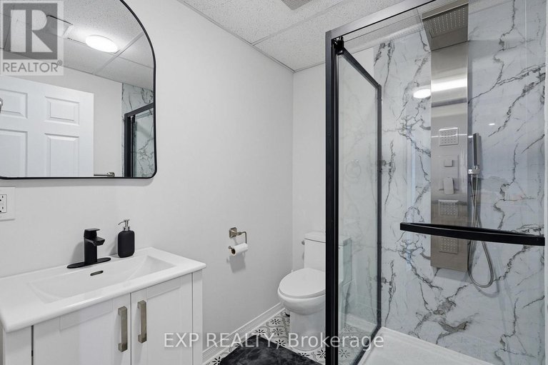 29432608/584-holmes-street/winchester/north-dundas/ontario/K0C2K0_22