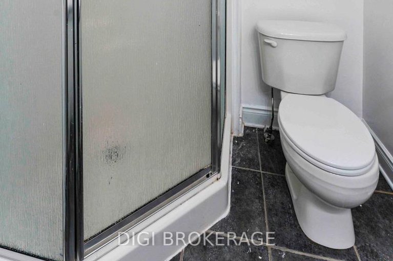 28617031/202-monterey-drive/leslie-park/ottawa/ontario/K2H7A8_17
