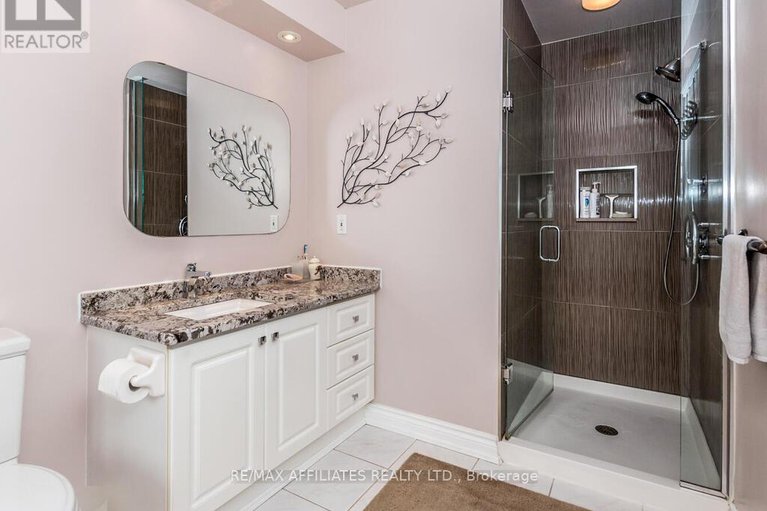 28461946/32-mika-street/stittsville-north/ottawa/ontario/K2S1K8_12
