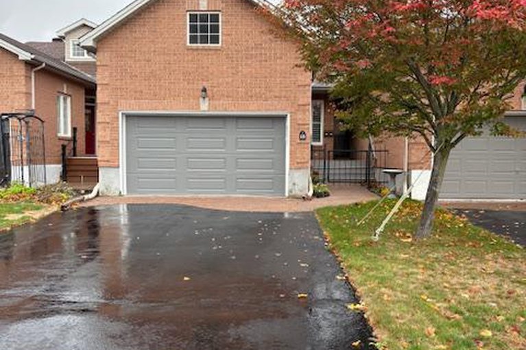 29020281/13-eileen-crescent/stittsville-central/ottawa/ontario/K2S1M3_1