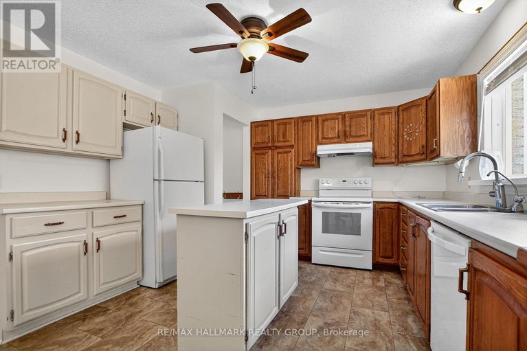 29001632/40-colonel-murray-street/richmond/ottawa/ontario/K0A2Z0_17