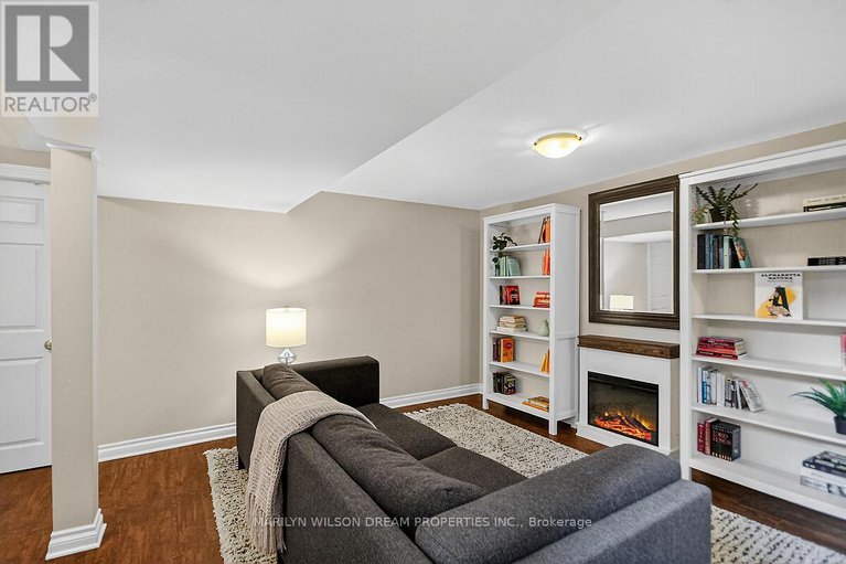 28923869/1914-rosebella-avenue/blossom-parkleitrim/ottawa/ontario/K1T1G7_37
