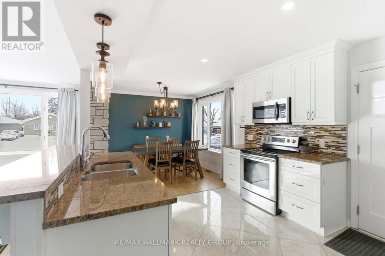 29310032/907-innswood-drive/mckellar-heightsglabar-park/ottawa/ontario/K2A3R9_15