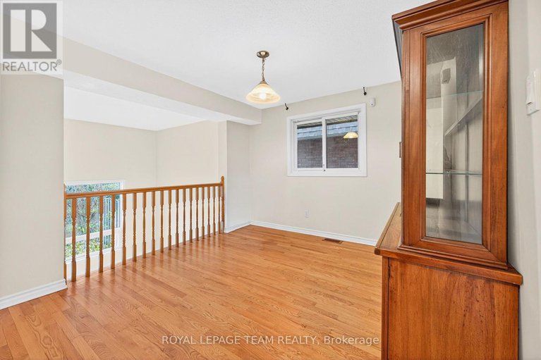 29127398/2-13-bertona-street/manordale/ottawa/ontario/K2G0W2_5