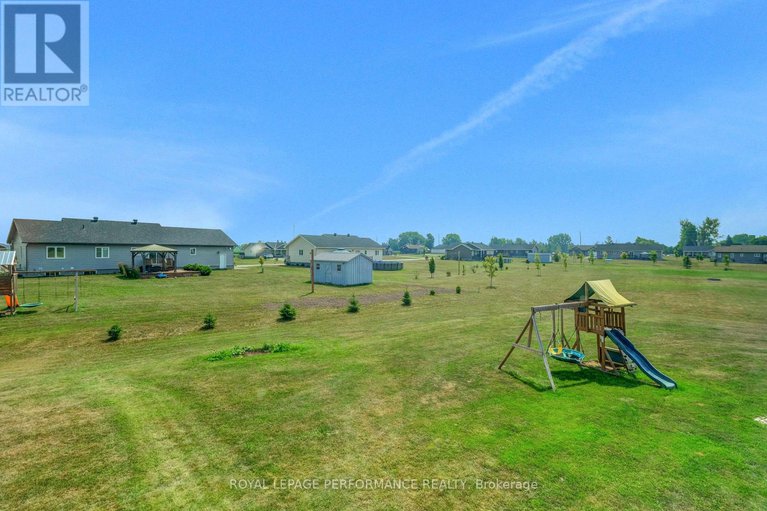 28622836/2995-drew-drive/north-dundas-mountain-twp/north-dundas/ontario/K0E1W0_28