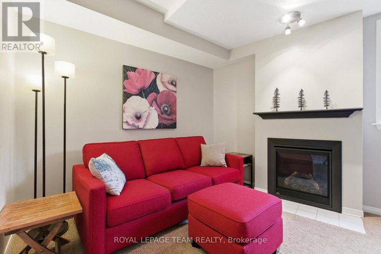 29610199/10-cornerstone-private/ottawa-centregolden-triangle/ottawa/ontario/K2P2N3_24