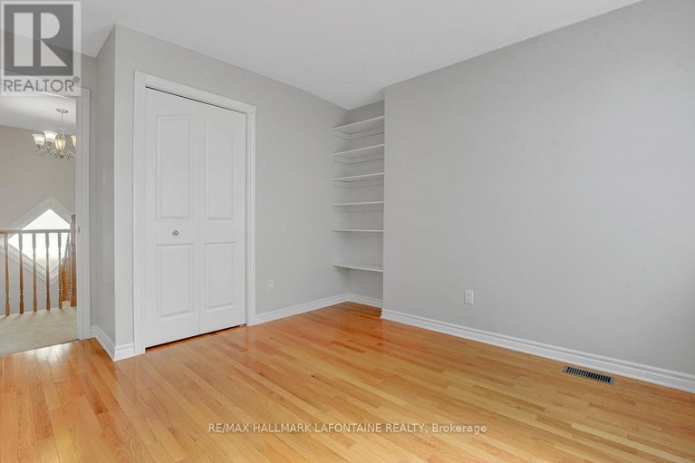 28939989/919-scala-avenue/notting-hillsummerside/ottawa/ontario/K4A4M7_27
