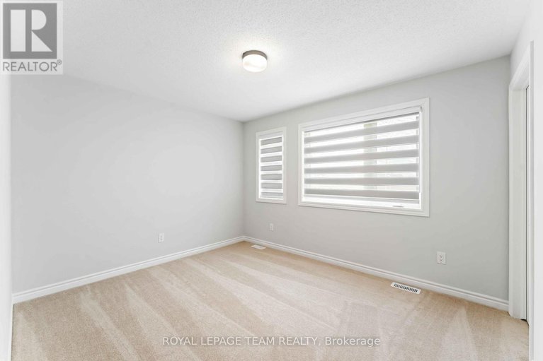 28534405/612-rye-grass-way/half-moon-bay/ottawa/ontario/K2J6Z9_35