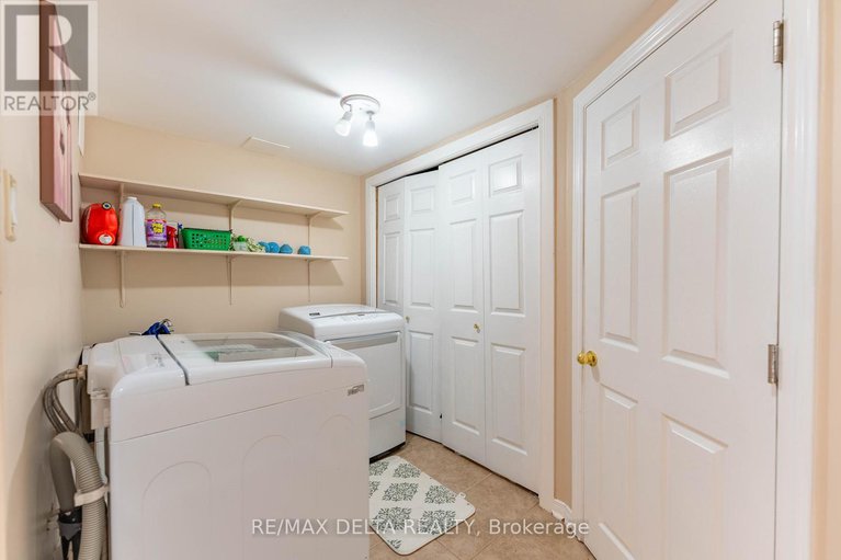 28540257/1610-duplante-avenue/fallingbrookpineridge/ottawa/ontario/K4A4A2_35